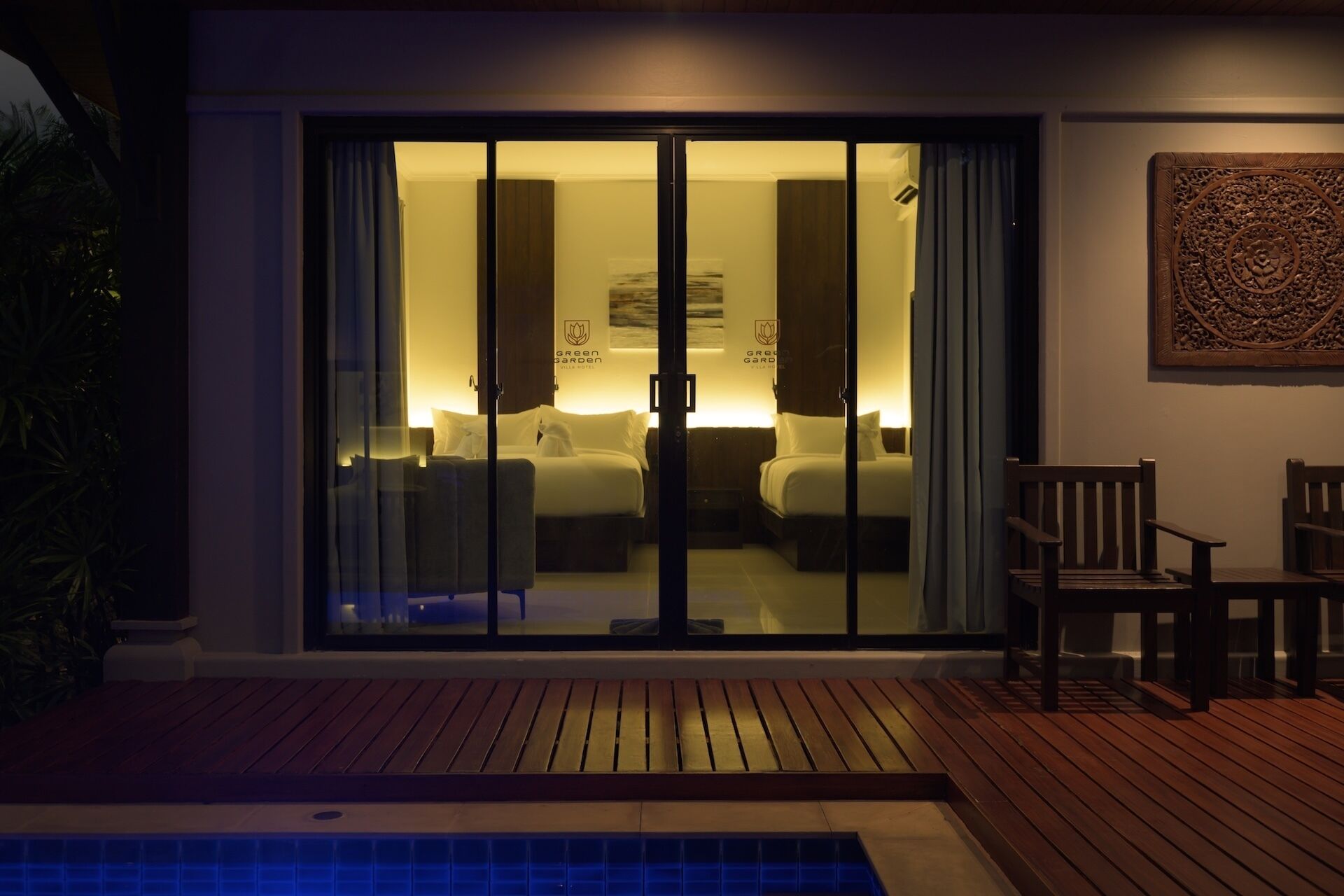 บริเวณภายนอก