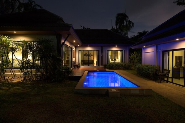 บริเวณภายนอก