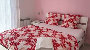 3 chambres, fer et planche Ă repasser, lit parapluie, Wi-Fi gratuit