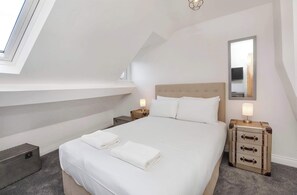 Unclassified image, 4 of 17, button