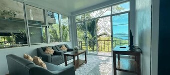 Charming 2-bedroom house with awesome Patong Sea view and City view