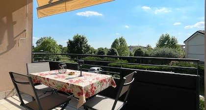 Oasis of Light, 10 minutes from the Prosecco Hills