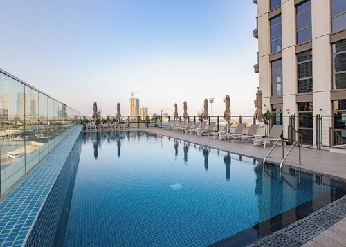 Bloomfields Cozy STU Reflection Tower A