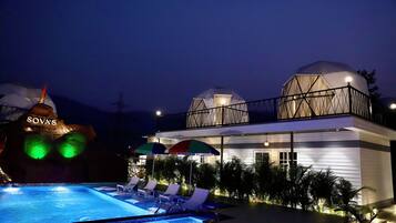 Duplex superluxo | Lençóis italianos Frette, roupas de cama premium, edredons de pluma