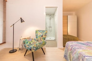 1 chambre, fer et planche à repasser, Wi-Fi, draps fournis
