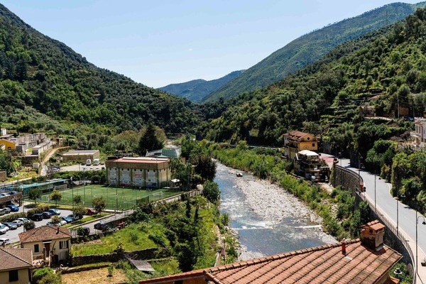 Möbel, Wohnung, Stuhl, Balkon, Küche & Esszimmer Tisch, Gartenmöbel, Zimmerpflanze, Kaffetisch