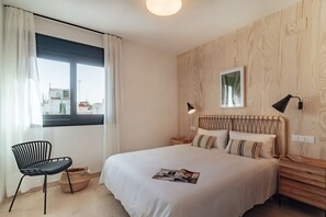 Apartment, 2 Bedrooms | Travel cot, free WiFi, bed sheets - Los Olivos Apartments by Olala Homes  (Seville)