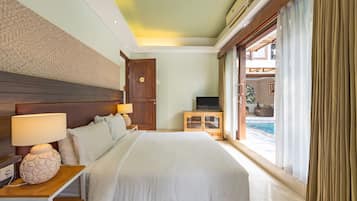 1 habitación, escritorio y espacio para trabajar con laptop