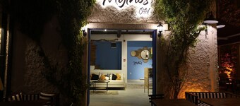 mythos alaçatı