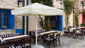 Exterior - mythos alaçatı (Cesme)