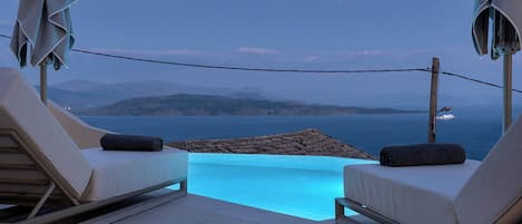 Piscina all'aperto
