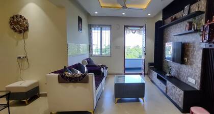 #301, Srigandha Fragrance
3BHK Fully furnished apartment