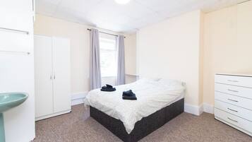 Double Room | Free WiFi