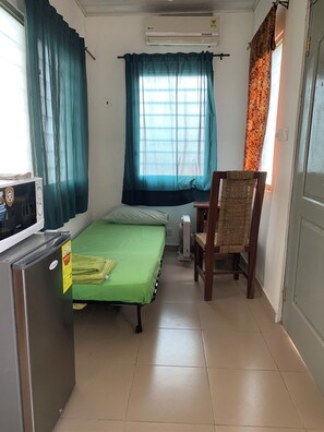 1 غرفة نوم ومكواة/لوح كي وواي فاي وملاءات أسرّة