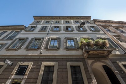 Bagutta Suites