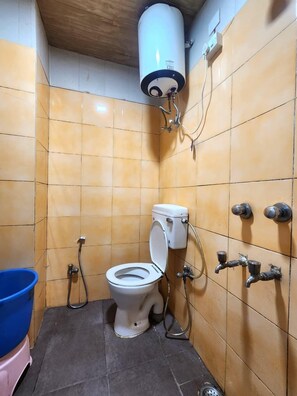 Deluxe Double Room | Bathroom