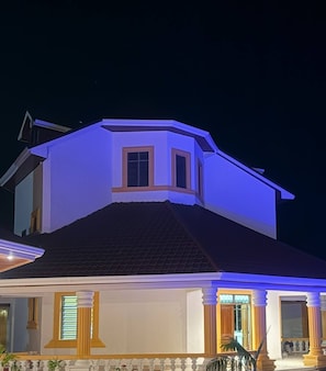 Villa, 4 Bedrooms, Accessible, Smoking | Exterior