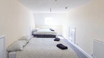 Quadruple Room | Free WiFi