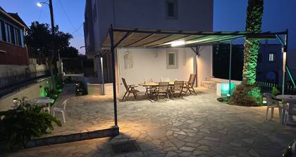 GLIPTIS Apartments