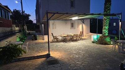 GLIPTIS Apartments