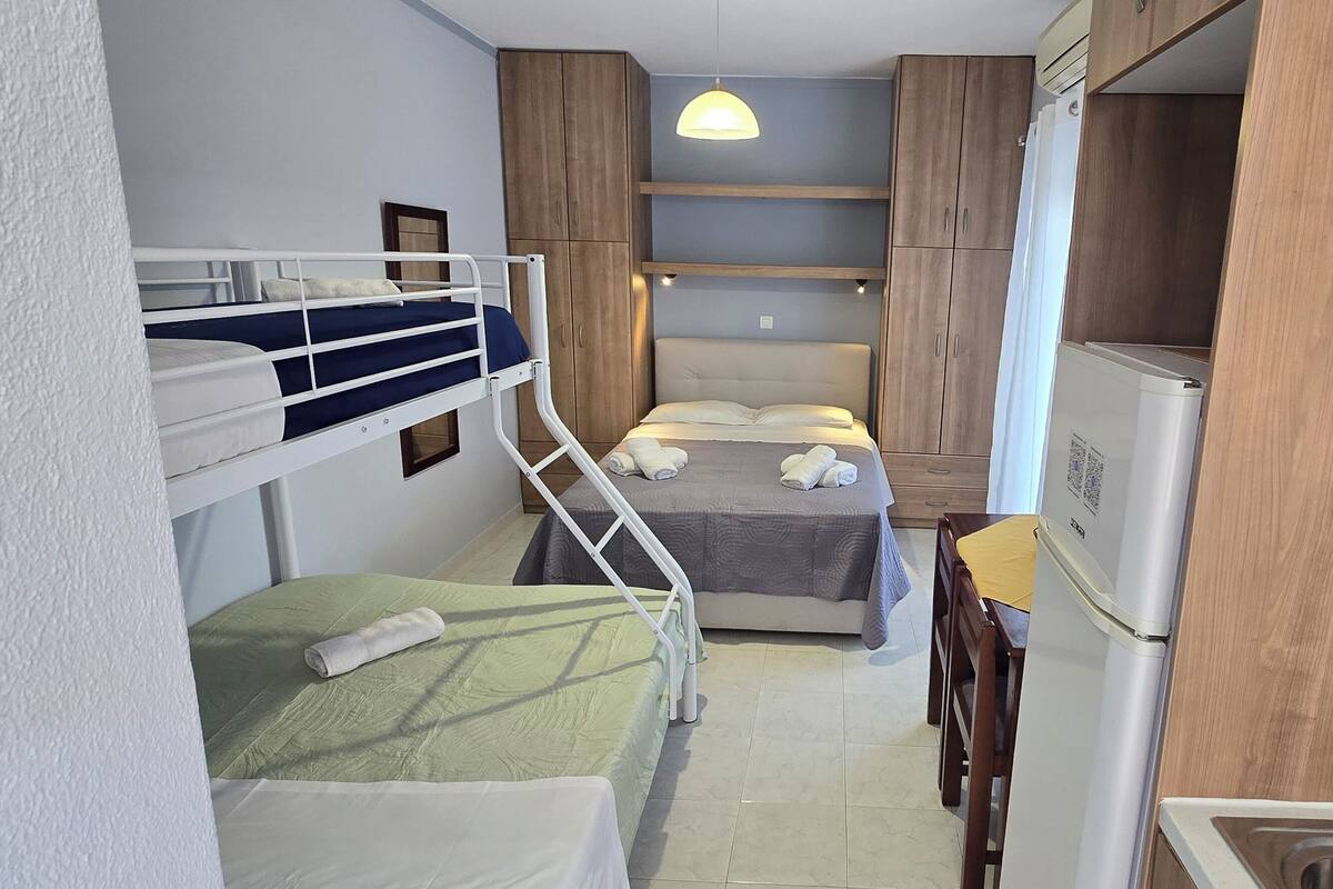 Deluxe Studio 205, Sea View