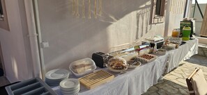 Breakfast area - GLIPTIS Apartments (Chios)