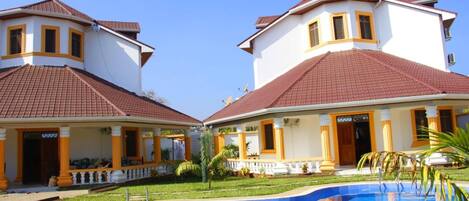 Villa, 4 slaapkamers, toegankelijk voor mindervaliden, roken | Zwembad | Een buitenzwembad