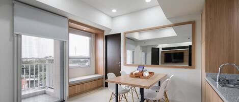 Suite, 2 Bedrooms | In-room dining