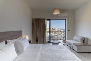 小型套房, 海景 | 熨斗/熨衣板、免费 WiFi