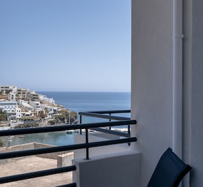 Deluxe Double Room, Partial Sea View