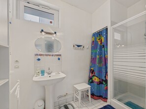 Chuveiro, secador de cabelo