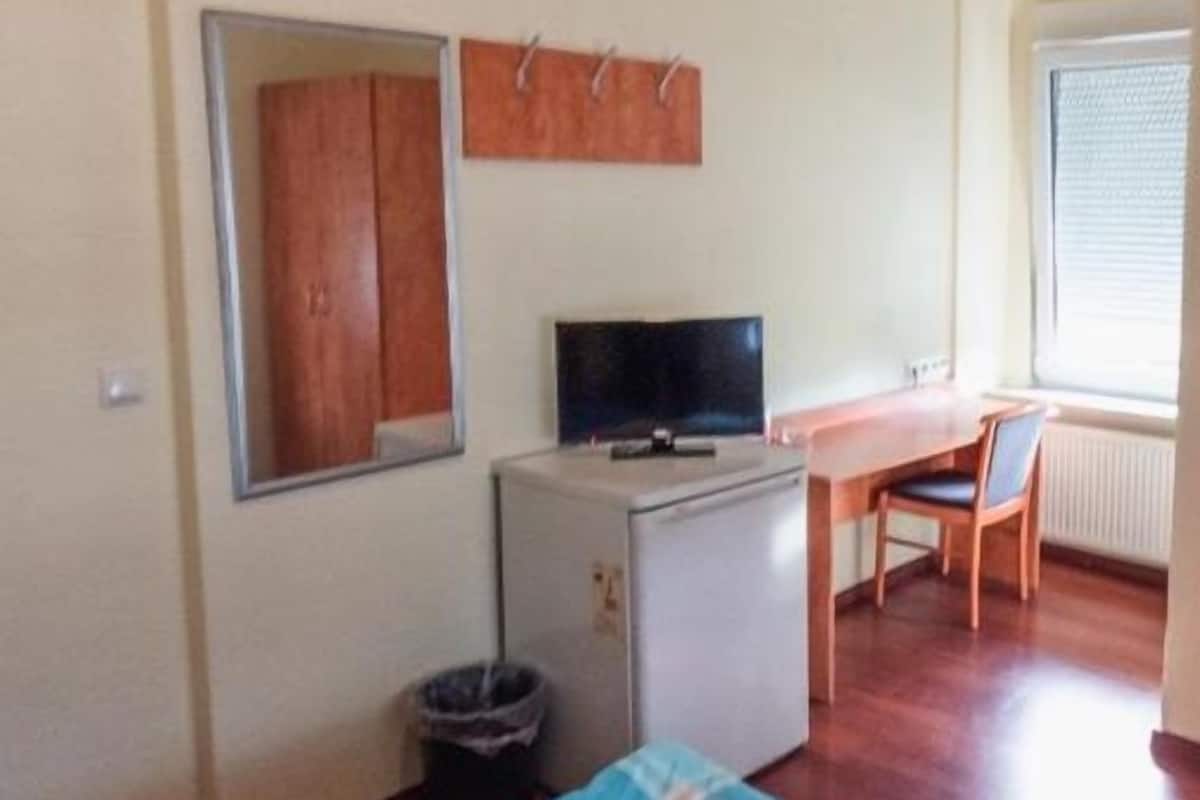 1 bedroom, free WiFi