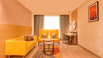 Executive Double or Twin Room | Living area