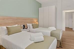 4 bedrooms, iron/ironing board, free WiFi, bed sheets