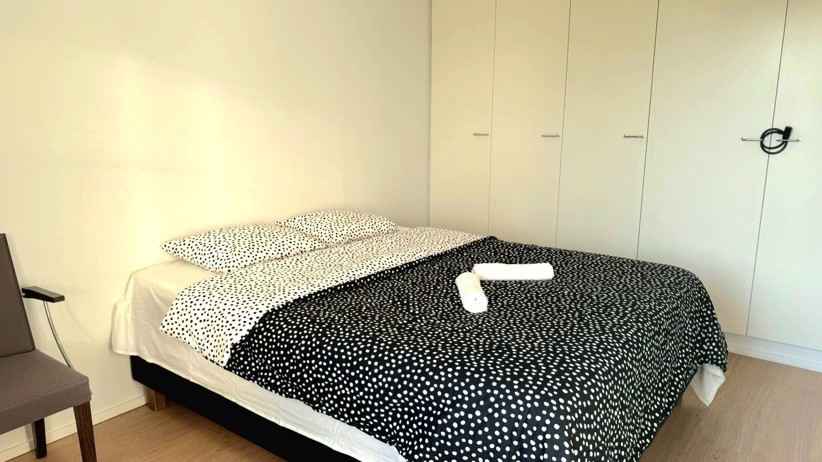 Apartment, 2 Bedrooms, Accessible, Balcony | 2 bedrooms