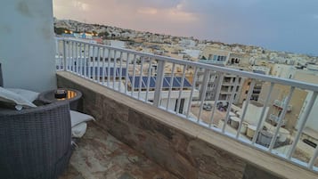 Departamento, 3 habitaciones, con acceso para personas discapacitadas, para fumadores | Balcón
