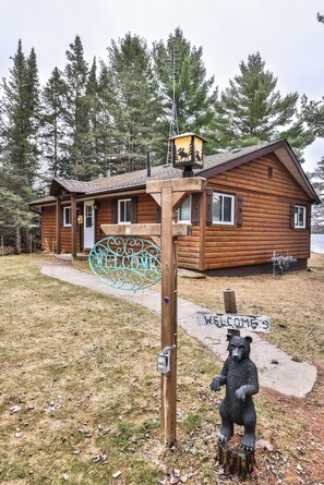Exterior - Beautiful Lost lake cabin-Stepaway Vacation Rentals (St.Germain)
