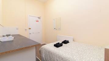 Single Room | Free WiFi