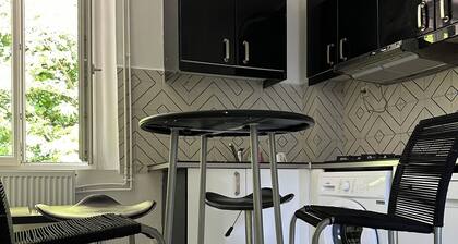 Soothing 3-bedroom apartment with WiFi in charming Voiron