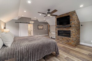 3 عدّة غرف نوم ومكتب ومكواة/لوح كي وسرير سفر