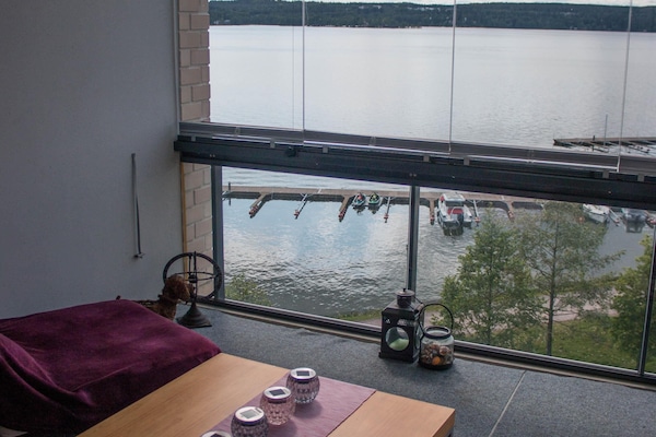 Apartamento luxo, 2 quartos, vista para o lago | Terraço/pátio