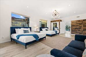 5 Schlafzimmer, Bügeleisen/Bügelbrett, Reisekinderbett, kostenloses WLAN