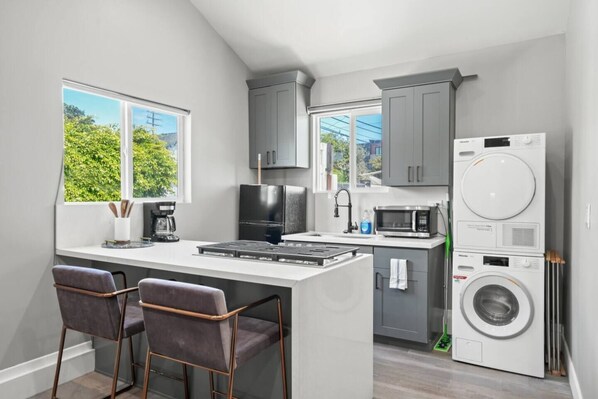Kitchen islands