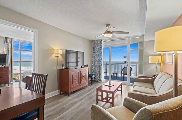 Smart-TV, DVD-spiller og stereoanlegg