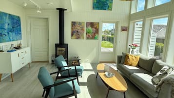 Älytelevisio, takka, videopelejä, stereot