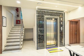 Elevator