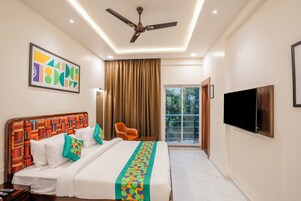 Standard Double Room | Iron/ironing board