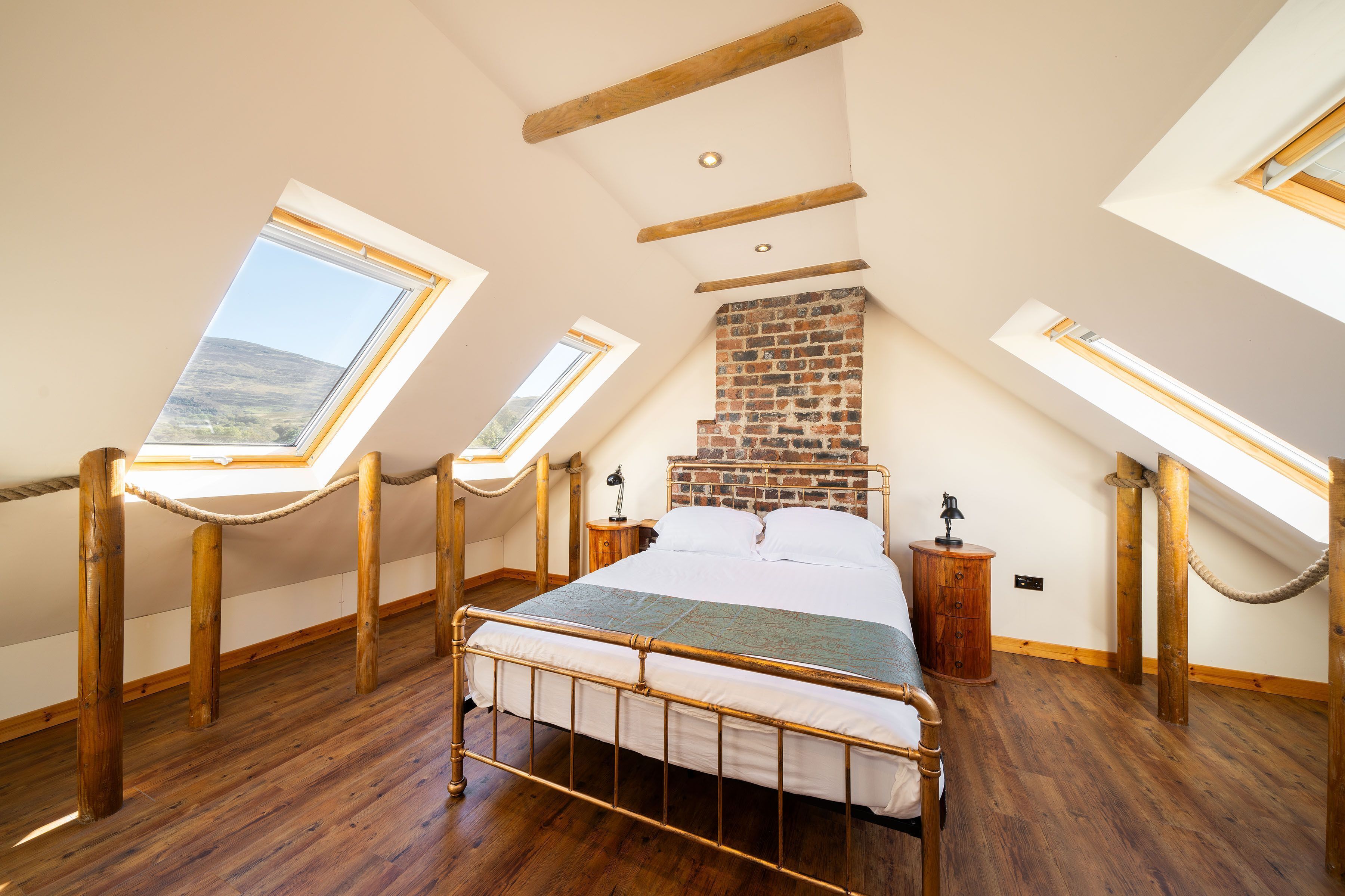 3 多间卧室、WiFi、床单