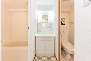 Hair dryer, towels, soap, toilet paper - 5 min. walk from Tameike-Sanno Station, Ginza Line, Ginza 5 min.Shimbashi 4 min. (港区)