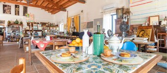 Agriturismo Stallaini, family hospitality surrounded by art and nature